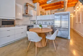 Luxury Santana Row Loft | Huge Patio | Prime Area - Image 3