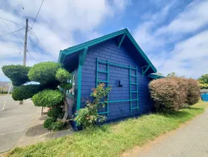 Mermaid's Manor - Image 5