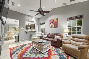 Casita Andrade | Pool & Spa Retreat in Turlock - Image 4
