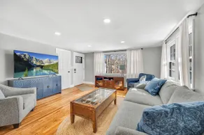 New, Luxury, quiet, King Beds, 5 mins to Mohegan - Image 4