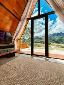 Mountain View Chalet - Image 4