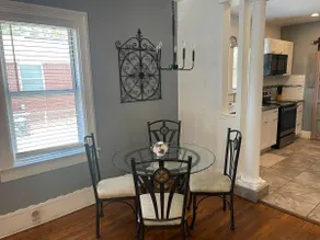 Cozy 2BR |WiFi| Beaches & Downtown - Image 3