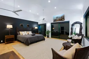 Tranquility Upstairs Suite - Image 2