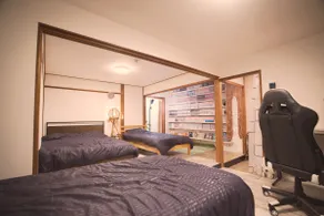 House with manga - Image 3