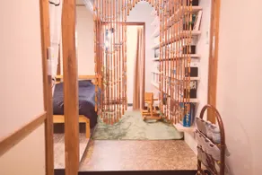 House with manga - Image 2