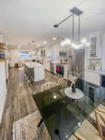 Modern 2-Level Loft - Image 4