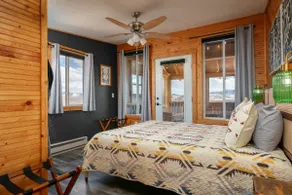 Cabin with Sauna for 2 – Private 80 Acre Escape - Image 5