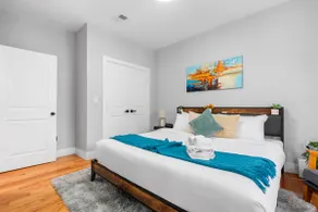 Newly Renovated Cozy 3BR Modern Home near NYC! - Image 2