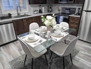 Bright & Spacious 2-BDR apt in Kenmount - Image 4