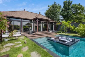 Stylish 4BR Luxury Villa - Pool, Sauna & Cinema - Image 2