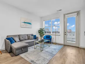 Golden Spot | 1BD Apt | Near Purdue | Gym & WiFi - Image 2