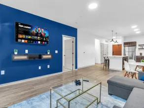 Golden Spot | 1BD Apt | Near Purdue | Gym & WiFi - Image 4