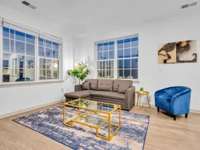 Luxury | 2BD | Near Purdue | Netflix | Parking - Image 3