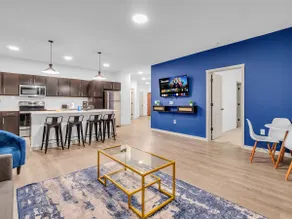 Luxury | 2BD | Near Purdue | Netflix | Parking - Image 2