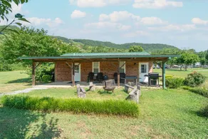 Raccoon Mountain Rustic Cabin in Campground - Image 4