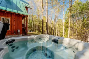 Betsie River Log Cabin near Crystal Mountain! - Image 4