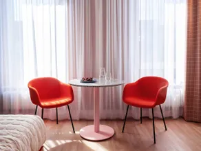 Numa | Medium Studio with Kitchenette - Image 4