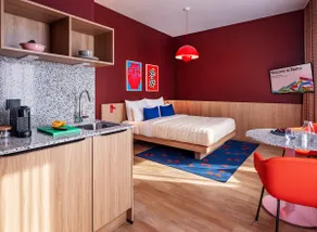 Numa | Medium Studio with Kitchenette - Image 3