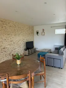 Accommodation for 4 - Image 2