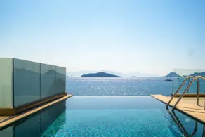 Sunset Villa & Infinity Pool - Image 2