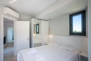 Alfie Luxury villa with private pool - Image 4