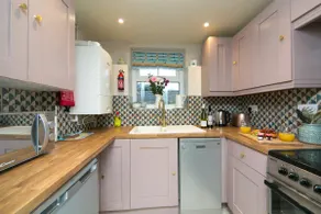 Cottage close To Coastal Path & Puffin Island Pass the Keys - Image 2