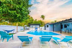 Escape to Miami/Heather+Pool/9pl/BBQ/pool table. - Image 2