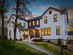 Cape Cod Village | Pool, Hot Tub & Fire Pit - Image 3