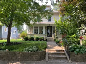 Uptown - North Woods Vibes in the ❤ of MPLS - Image 3