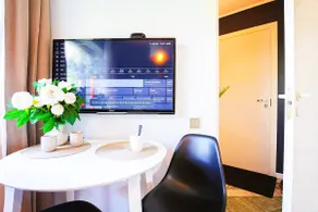 Studio Apartment, A/C, parking, online check-in! - Image 5