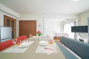 3-generation families and groups welcome | Spacious 2LDK, 59 m² | Free parking, washer and dryer | Up to 8 people, family apartment. - Image 2