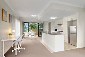 Homely Unit Next to North Lakes - Image 4