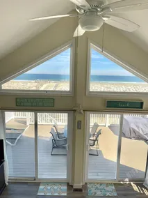 Beach Front Paradise! - Image 4