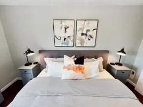 Amazing 2BR Home Next to Park + Stunning Yard - Image 4