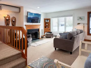 Lakeview Paradise-Pool-Tennis-Fireplace - Image 2