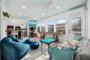 4BR Beach Escape, Hot Tub, Heated Pool & Game Room - Image 5
