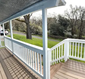 Very serene gated home on hill - Image 2