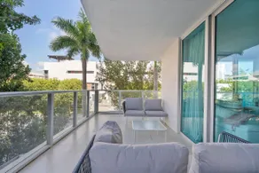 Bright 2BR 2BA Bay Harbor Walk to Beach And Shops - Image 2