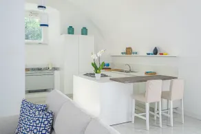 Murrano White - Image 3