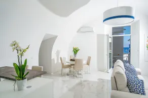 Murrano White - Image 2