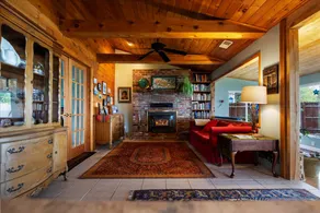 Little House on the Lake Retreat, 500M Wifi - Image 4