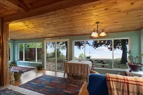 Little House on the Lake Retreat, 500M Wifi - Image 3