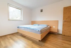 Spacious Lake‑View Apartment (4+0), 2 Bedrooms - Image 4