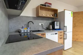Spacious Lake‑View Apartment (4+0), 2 Bedrooms - Image 2