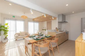 A private rental where you can enjoy Mt. Fuji from the large windows and stay like you live!A great night of sleep in Simmonsbet. - Image 3