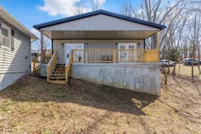 Guest House at Sunset Family Lake House - Image 3