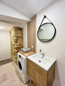 Love Room Valence - Image 4