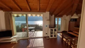 Lake Light Attic with Parking and A/C - Image 4