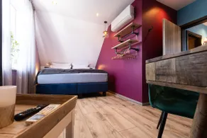 Four-Bedroom Luxury Apartment No.3 - Image 4