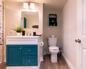 The Cozy Cove Studio - Image 5